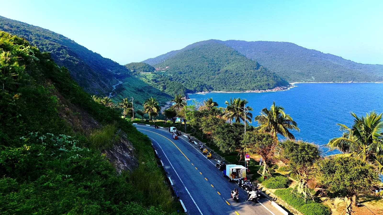 Coastal road around Son Tra Peninsula